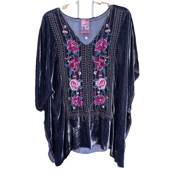 Johnny Was Tilda Tunic Top Velvet Gray Floral Embroidered Poncho Boho M V Neck - Picture 2 of 11